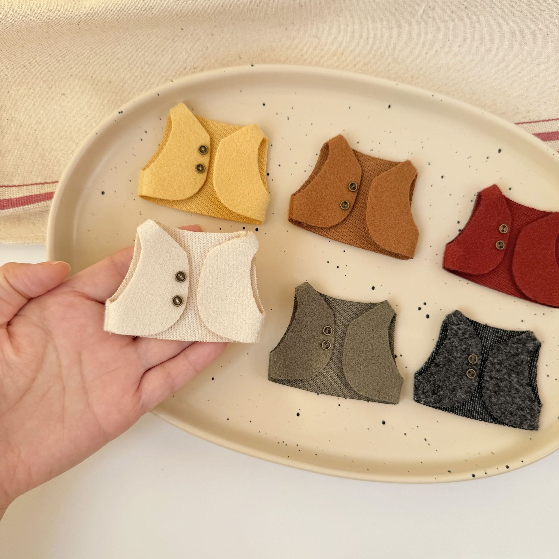 Ropa de Muñeca Hecha a Mano de - Vintage Fashion Stores reseña y precio