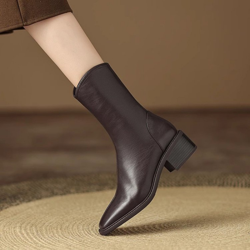 Botines de cuero con punta cua - Vintage Fashion Dresses reseña y precio