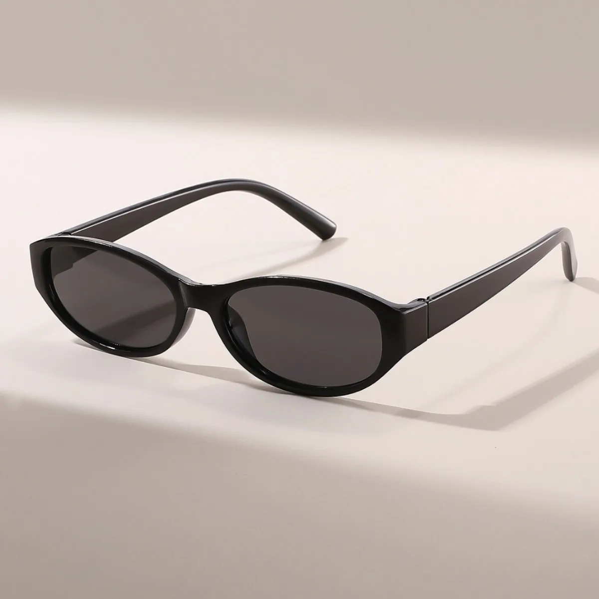 Gafas de sol ovaladas de estil - Vintage Fashion Enthusiasts reseña y precio